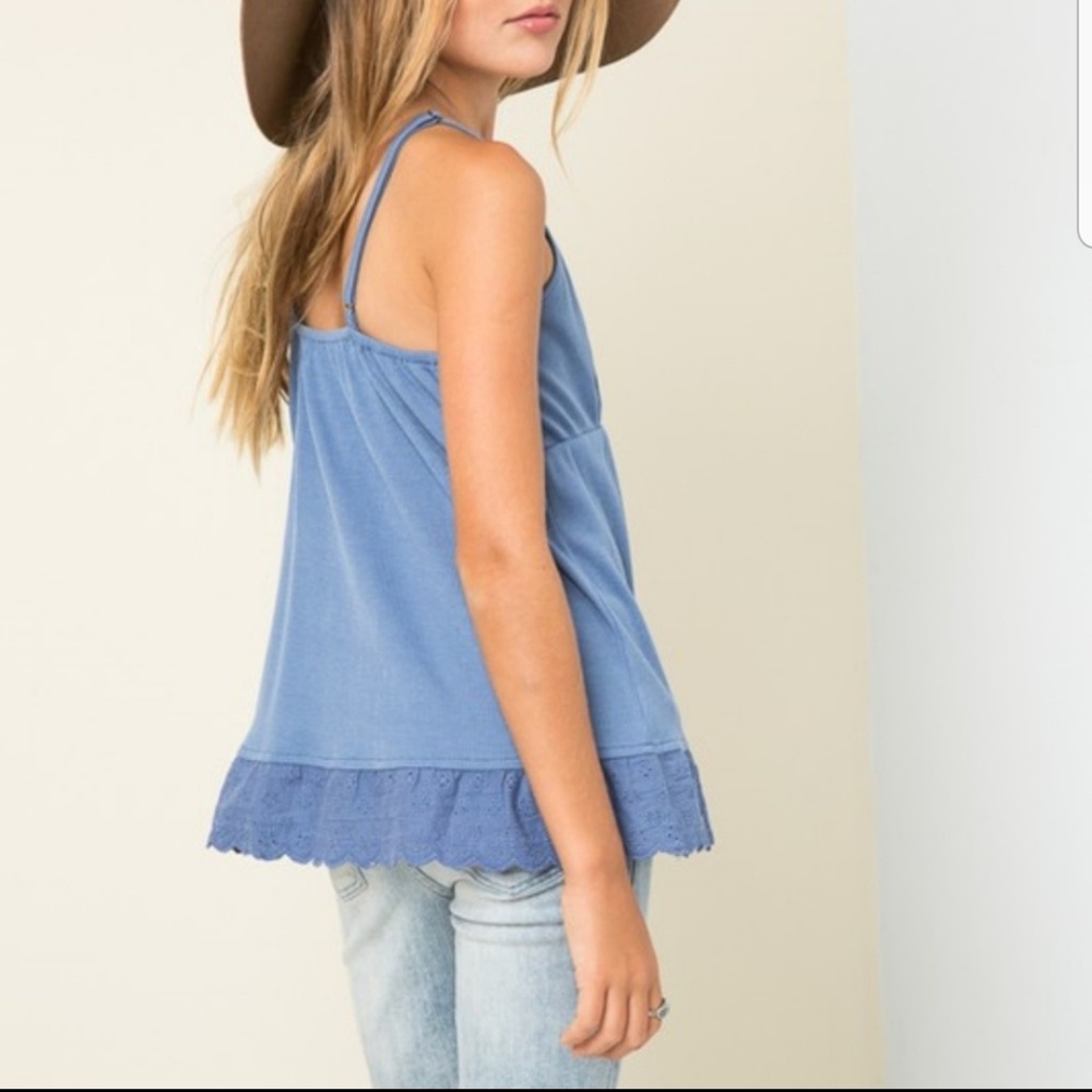 RELISTED Girls powder blue eyelet trim camisole - Picture 3 of 4